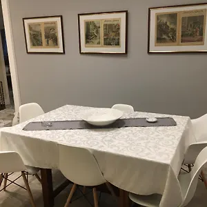 https://dimora-del-papa.taorminaitalyhotels.com
